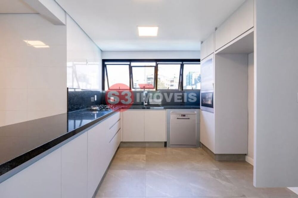 Apartamento à venda com 4 quartos, 203m² - Foto 11