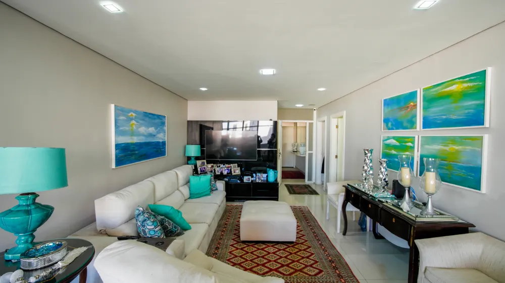 Apartamento, 3 quartos, 190 m² - Foto 1