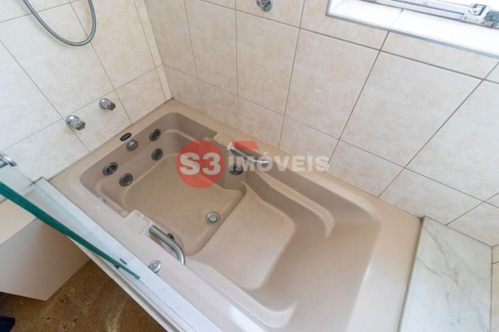 Apartamento, 3 quartos, 227 m² - Foto 2
