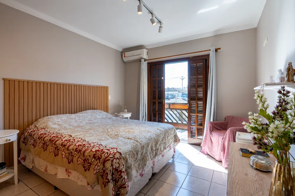 Casa, 3 quartos, 128 m² - Foto 2