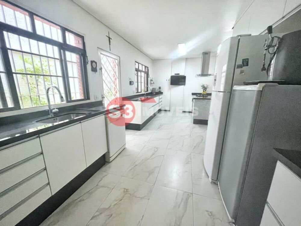 Casa, 4 quartos, 350 m² - Foto 1