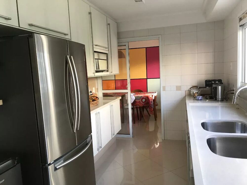 Apartamento, 4 quartos, 220 m² - Foto 1
