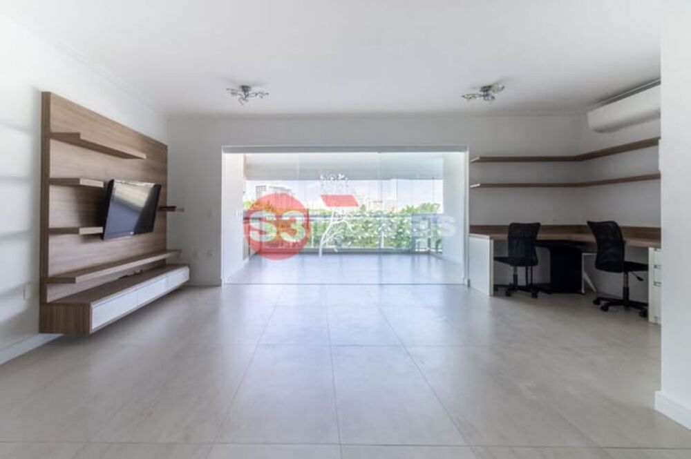 Apartamento à venda com 2 quartos, 108m² - Foto 1