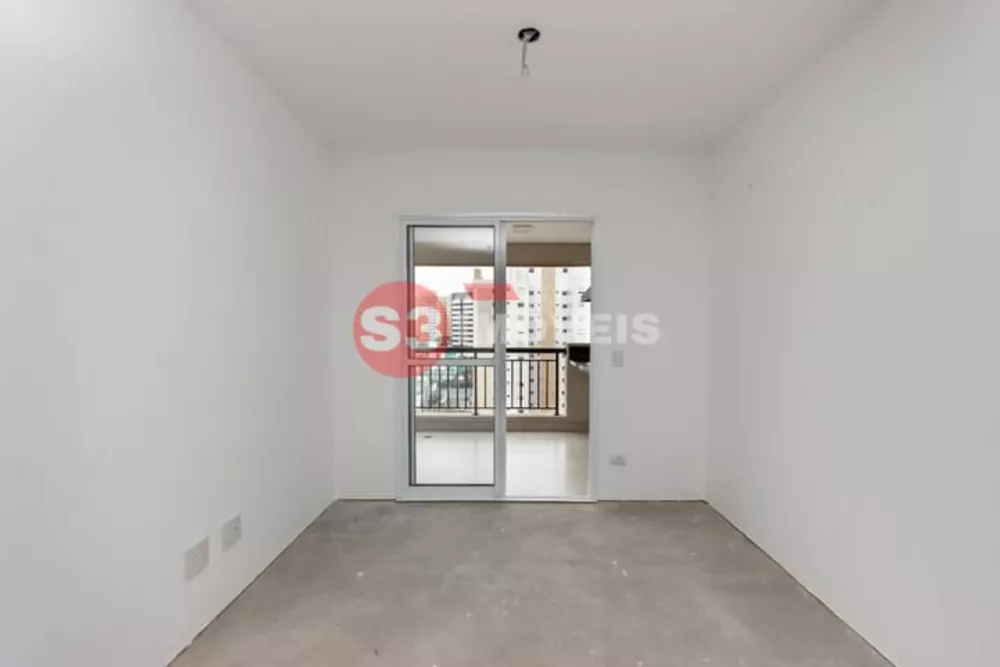 Apartamento à venda com 2 quartos, 65m² - Foto 2