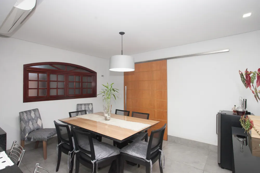 Sobrado, 3 quartos, 200 m² - Foto 2