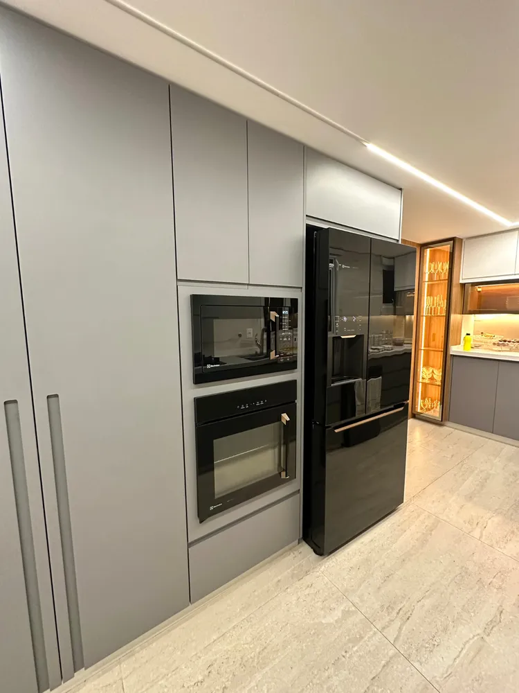 Apartamento, 3 quartos, 196 m² - Foto 3