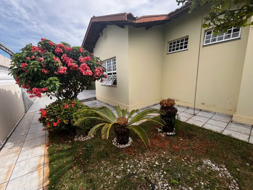 Casa, 5 quartos, 272 m² - Foto 2