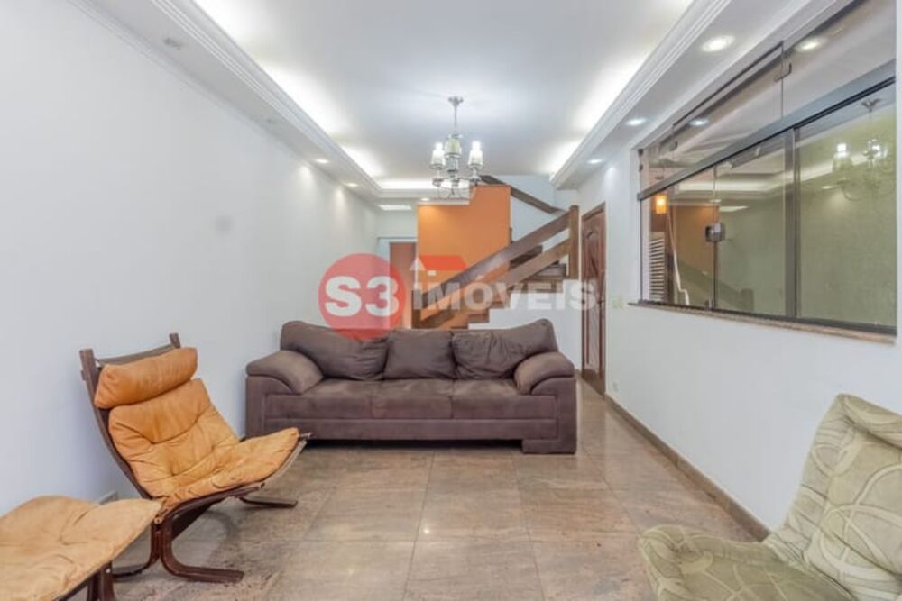 Casa, 4 quartos, 219 m² - Foto 1