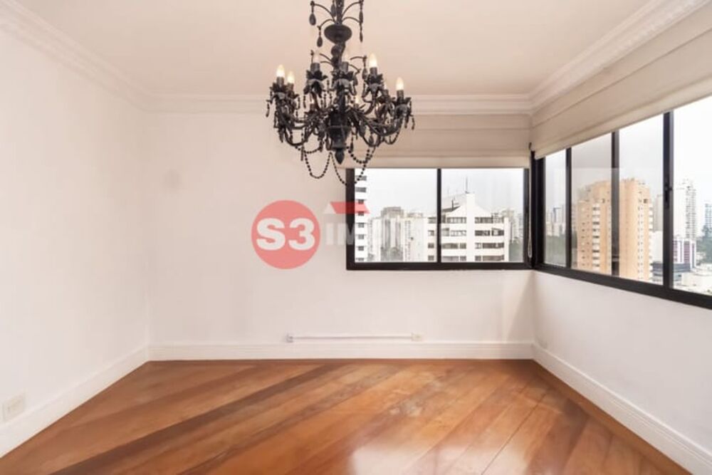 Apartamento à venda com 3 quartos, 157m² - Foto 4