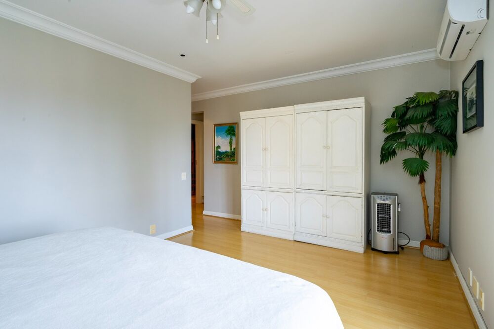 Apartamento, 4 quartos, 259 m² - Foto 1