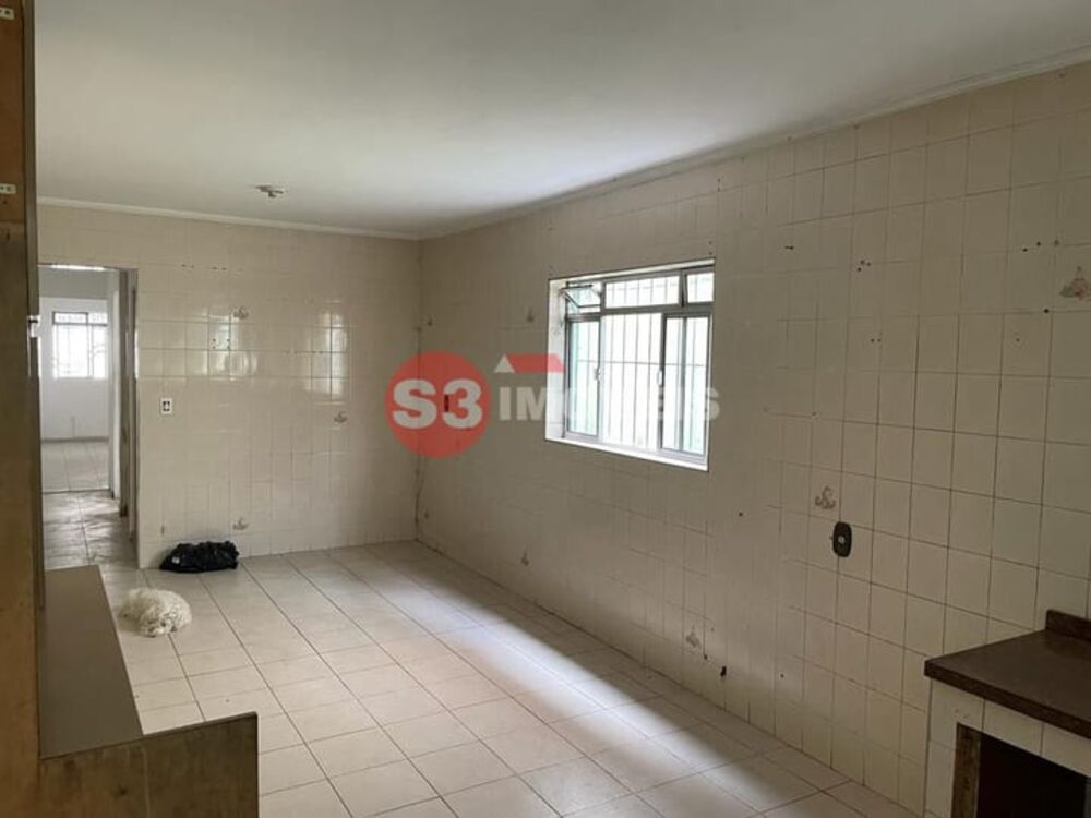 Casa, 3 quartos, 215 m² - Foto 2