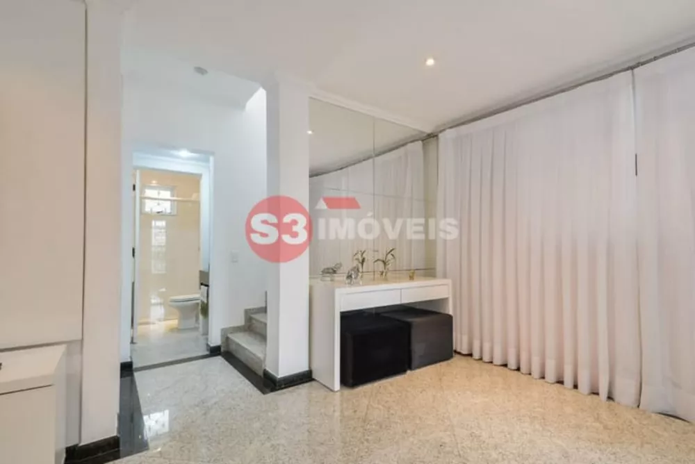 Casa à venda com 3 quartos, 200m² - Foto 4