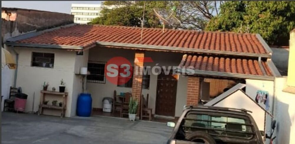 Casa à venda com 1 quarto, 70m² - Foto 1