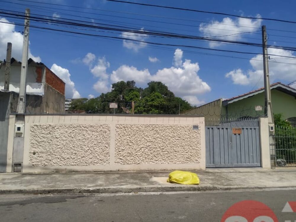 Casa à venda com 1 quarto, 70m² - Foto 2