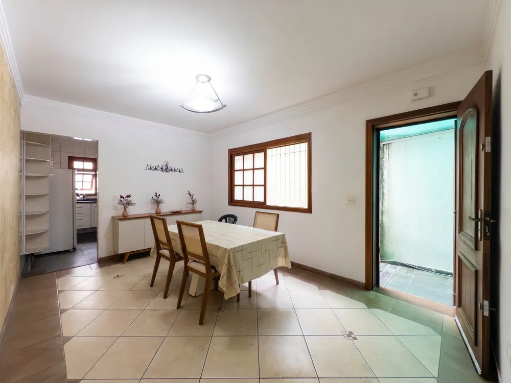 Casa, 3 quartos, 168 m² - Foto 2