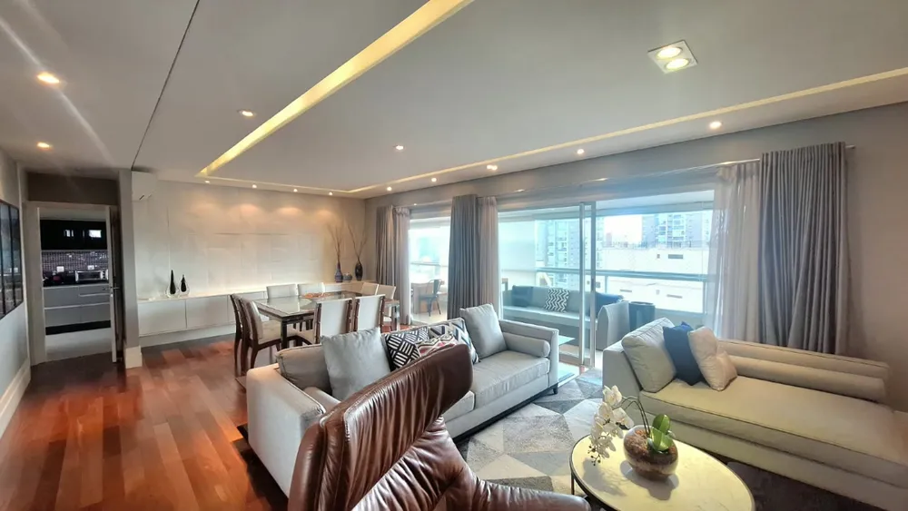 Apartamento, 4 quartos, 211 m² - Foto 1