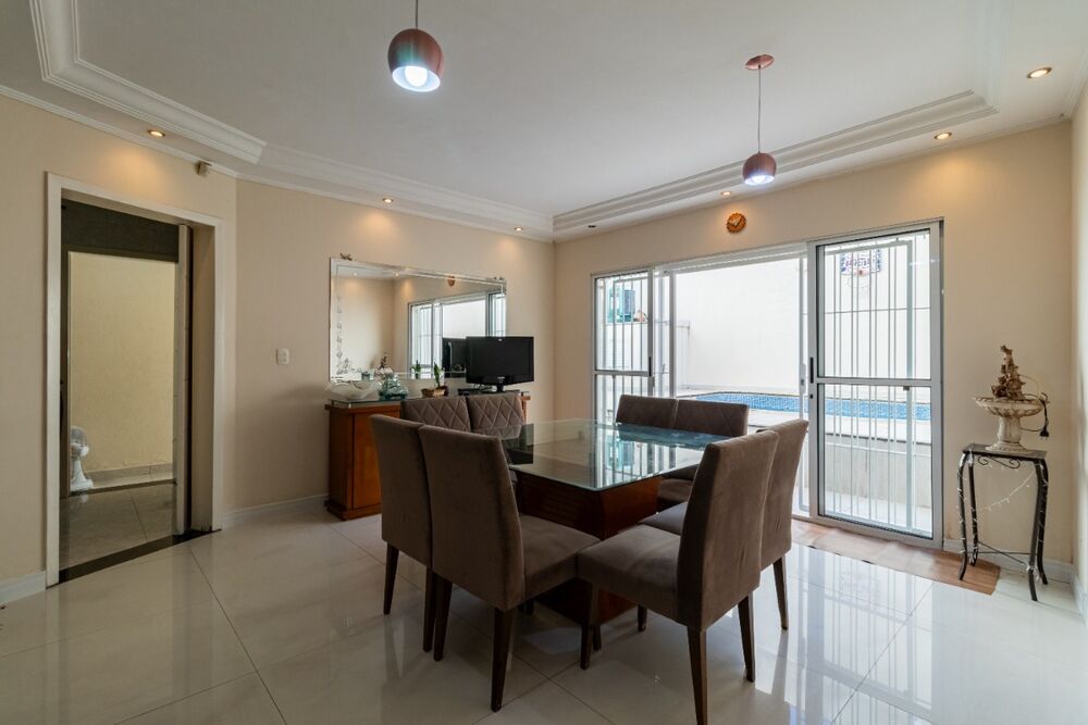 Casa, 3 quartos, 250 m² - Foto 6