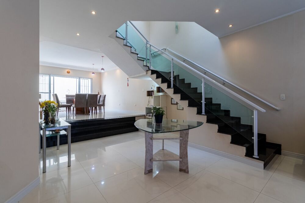 Casa, 3 quartos, 250 m² - Foto 1