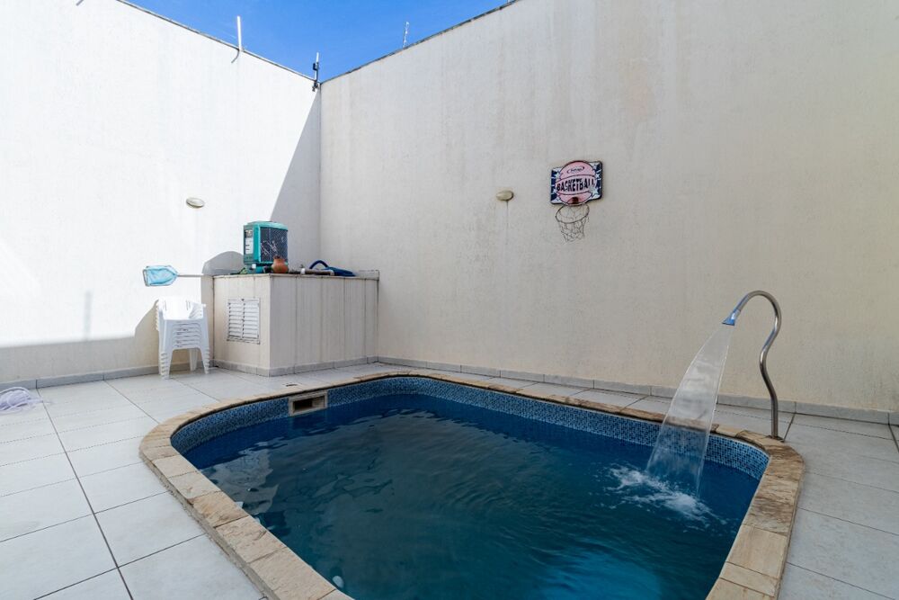Casa, 3 quartos, 250 m² - Foto 8