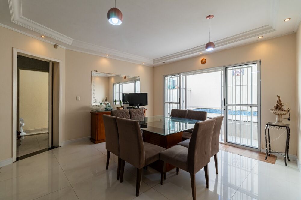 Casa, 3 quartos, 250 m² - Foto 4