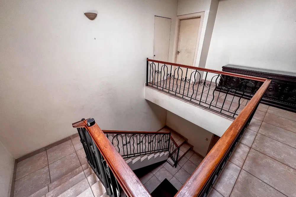 Casa, 4 quartos, 618 m² - Foto 2