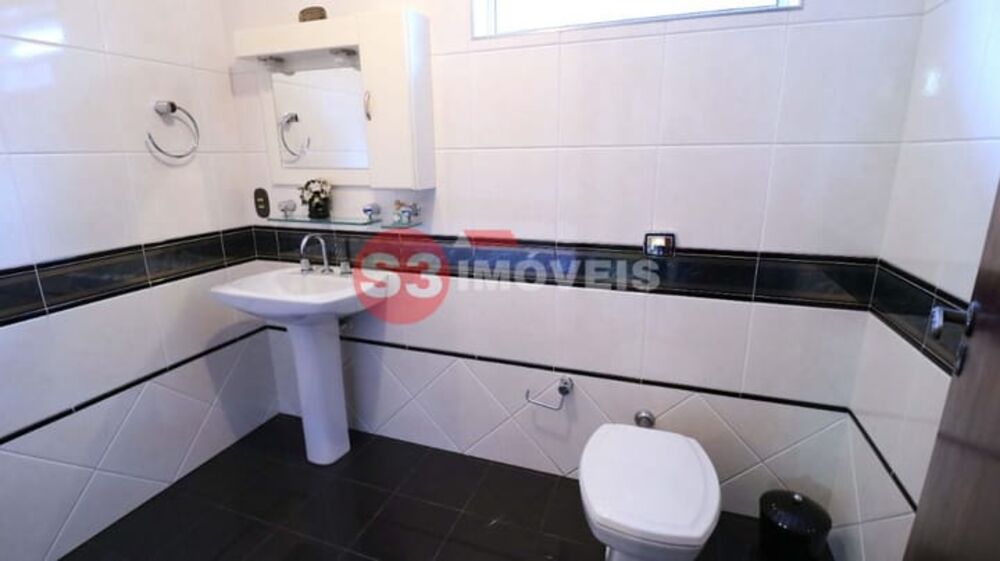 Casa à venda com 3 quartos, 250m² - Foto 12