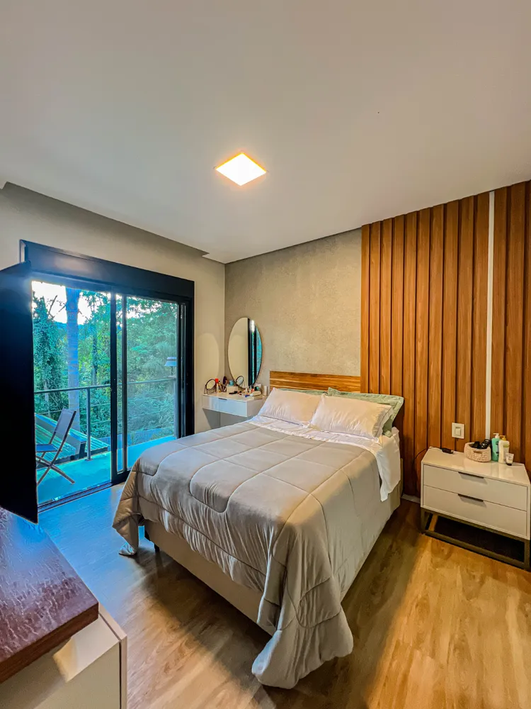 Casa, 3 quartos, 202 m² - Foto 3