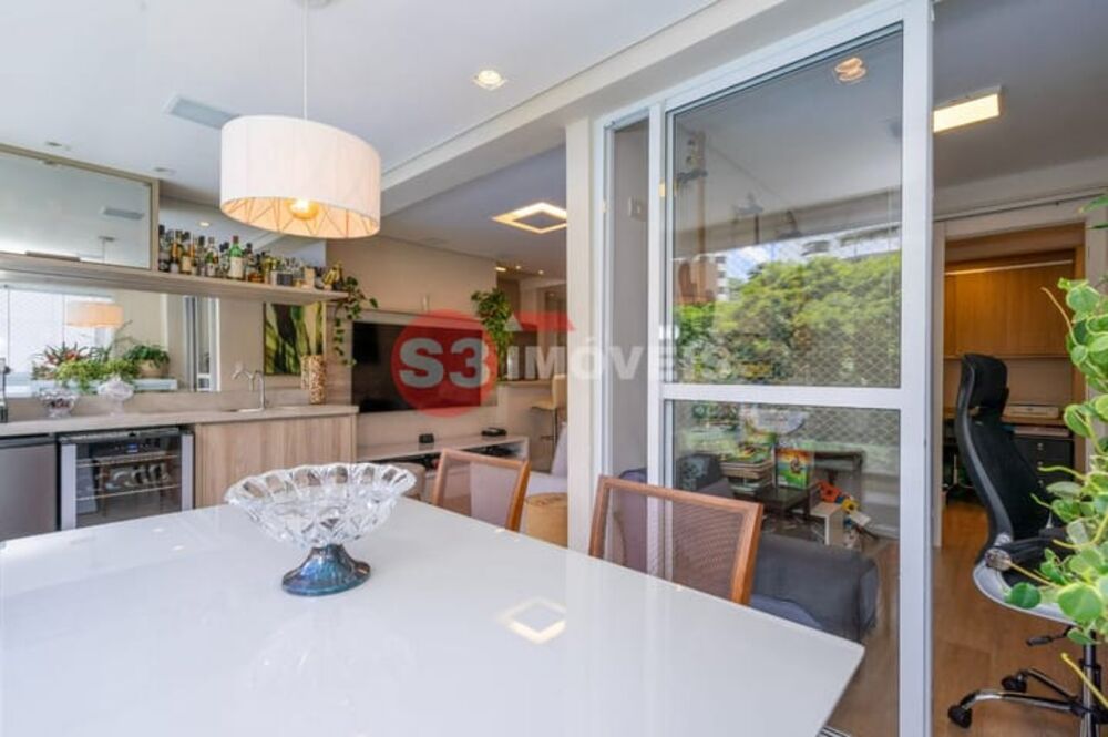 Apartamento à venda com 3 quartos, 87m² - Foto 2
