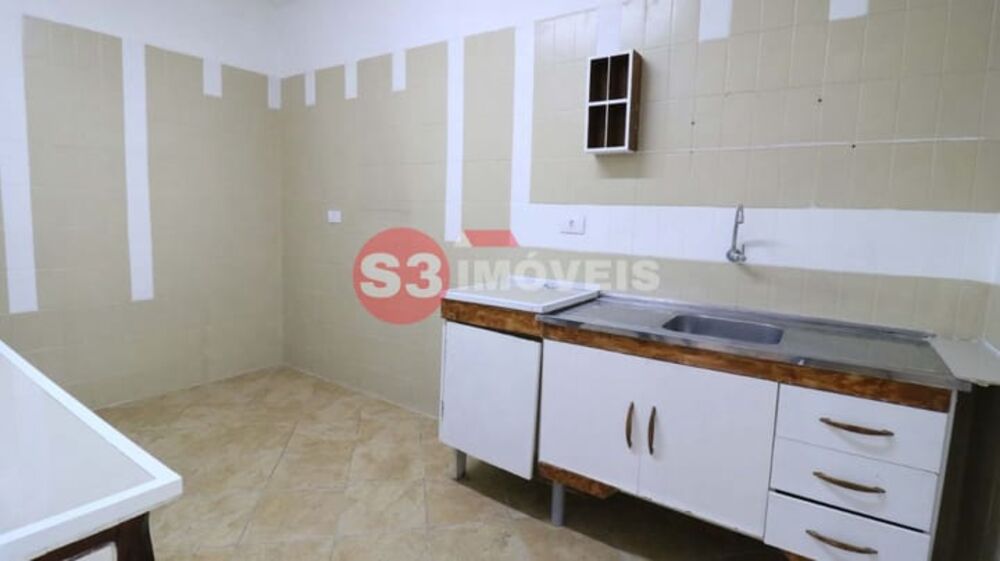 Casa, 4 quartos, 188 m² - Foto 1