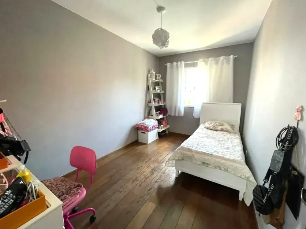 Casa, 4 quartos, 170 m² - Foto 1