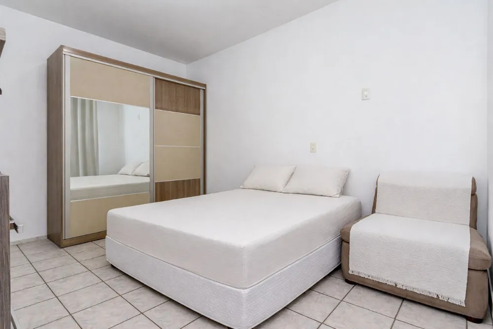 Casa, 4 quartos, 383 m² - Foto 3