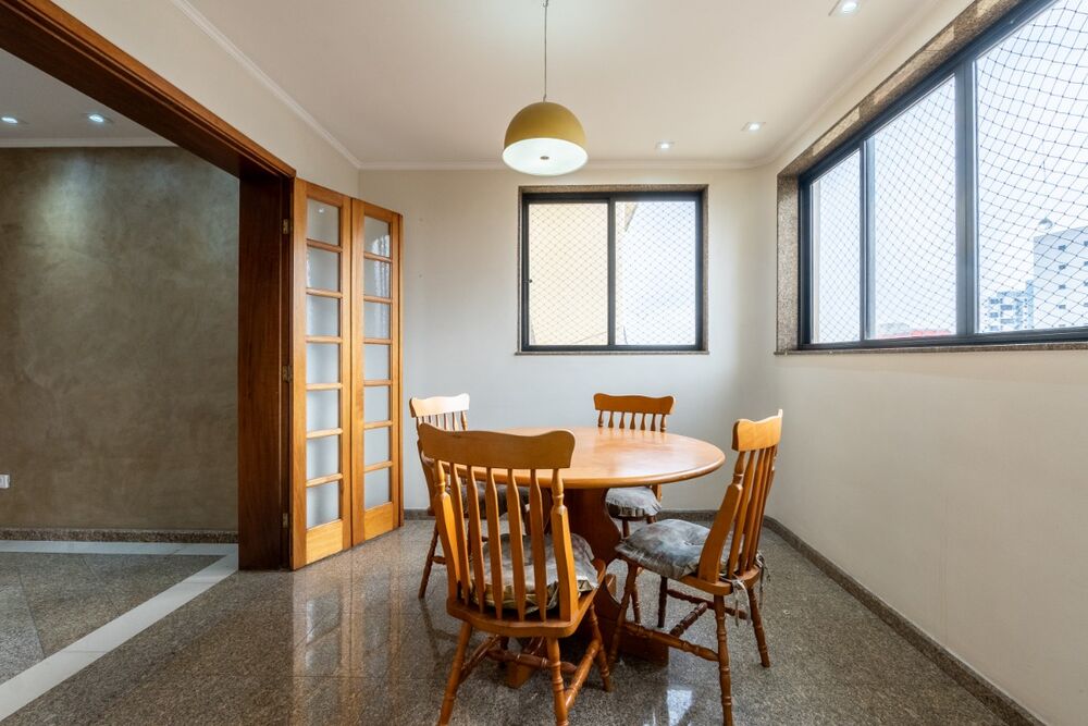Apartamento à venda com 4 quartos, 220m² - Foto 5