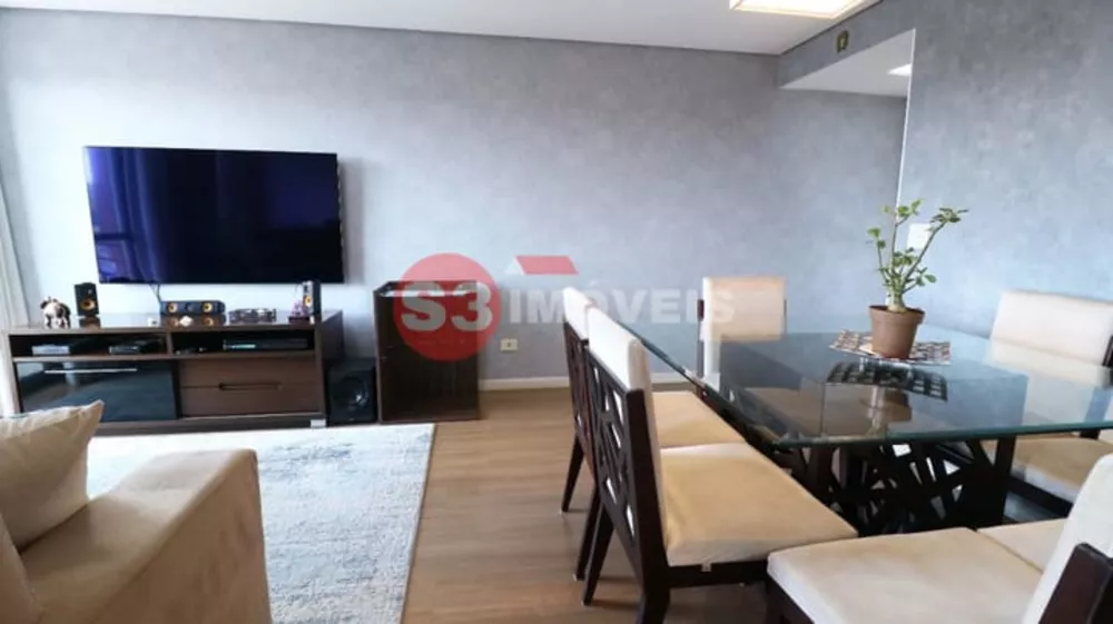 Apartamento à venda com 3 quartos, 70m² - Foto 1