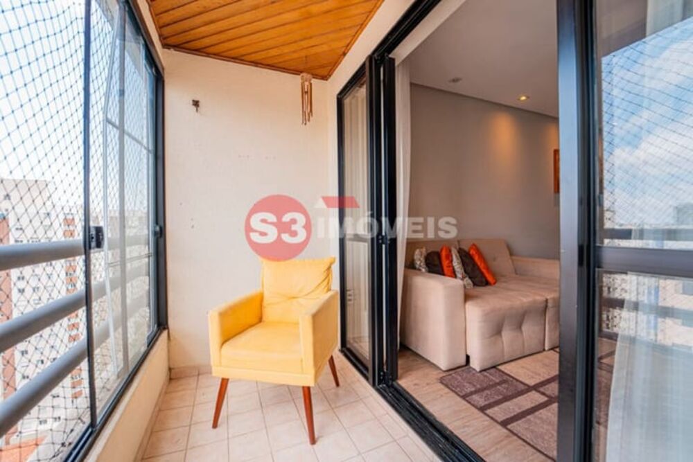 Apartamento à venda com 3 quartos, 90m² - Foto 2