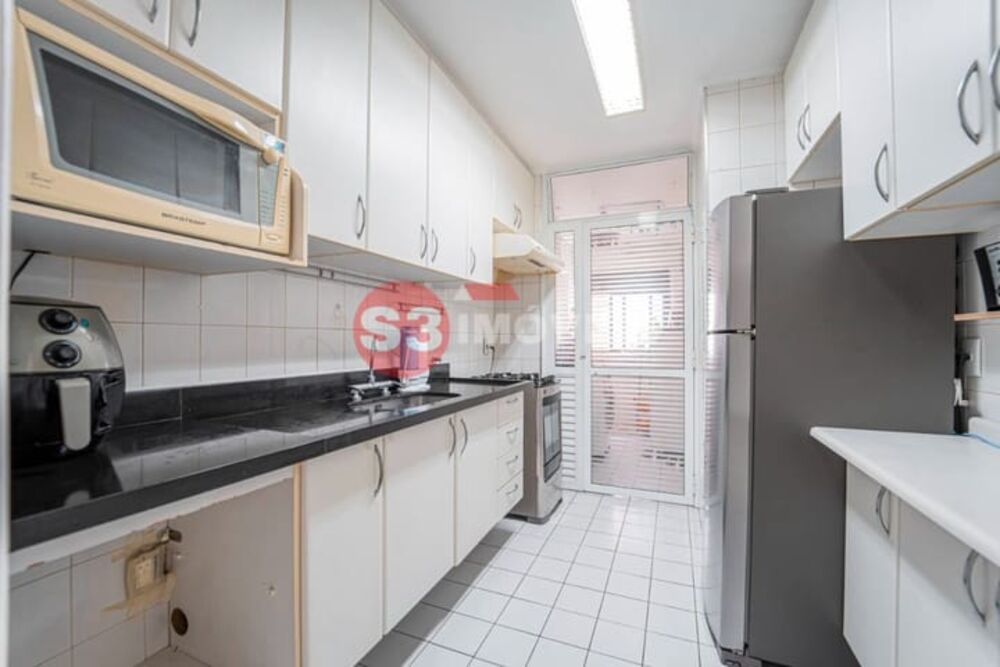 Apartamento à venda com 3 quartos, 90m² - Foto 3