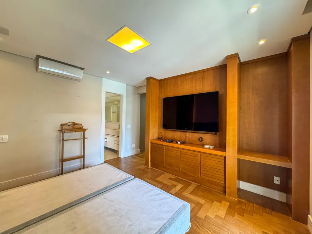 Apartamento, 4 quartos, 258 m² - Foto 1