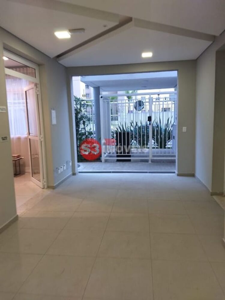 Apartamento à venda com 2 quartos, 37m² - Foto 17
