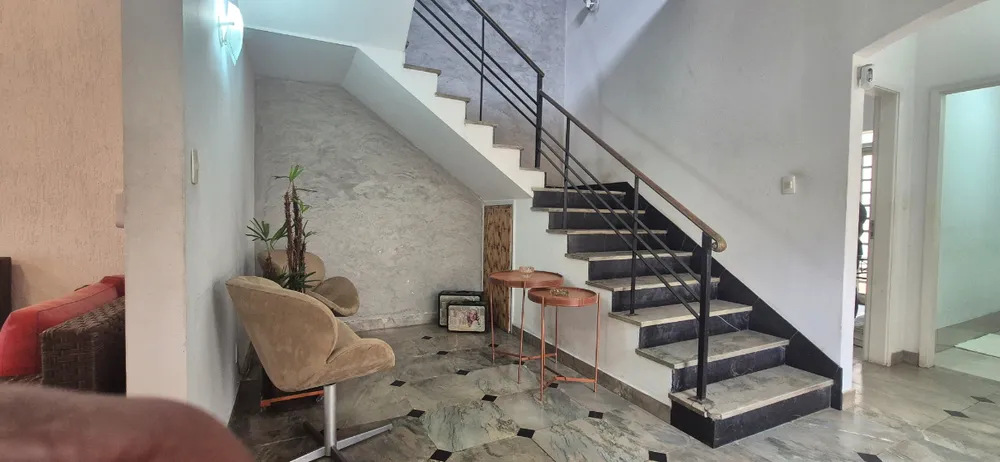 Casa, 4 quartos, 215 m² - Foto 2