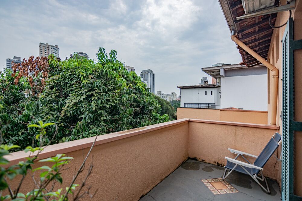Casa à venda com 4 quartos, 250m² - Foto 17
