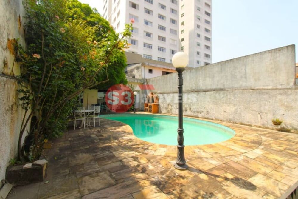 Casa à venda com 4 quartos, 350m² - Foto 25