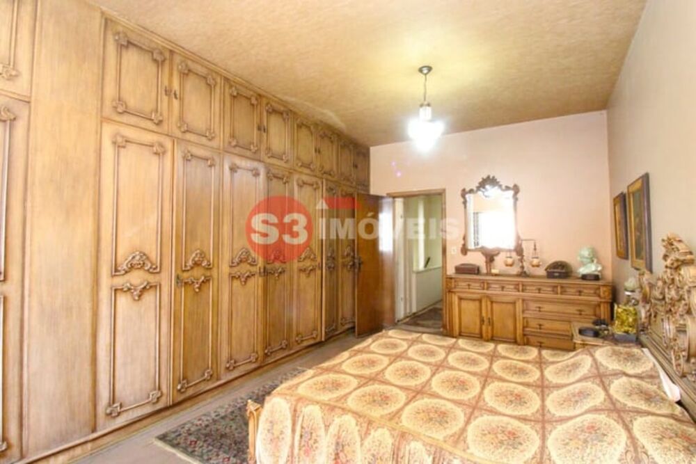 Casa à venda com 4 quartos, 350m² - Foto 15