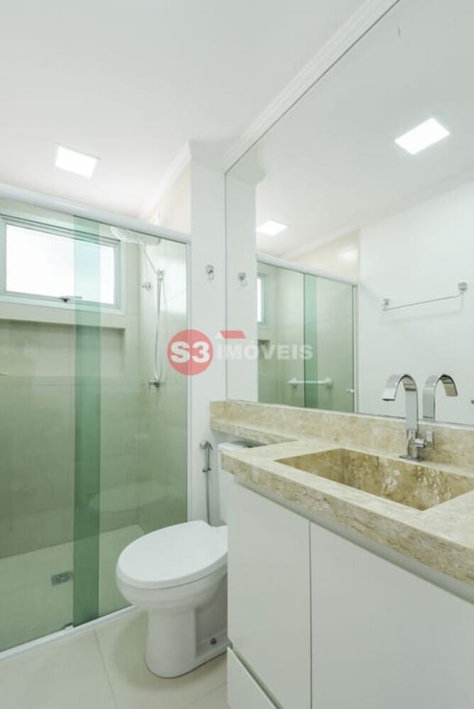 Apartamento à venda com 2 quartos, 65m² - Foto 4