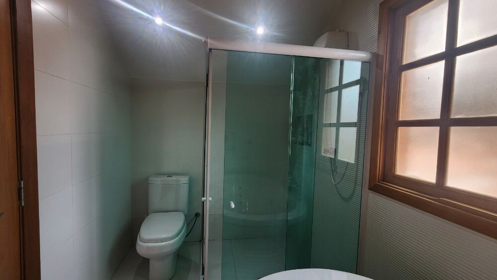 Casa à venda com 4 quartos, 140m² - Foto 14