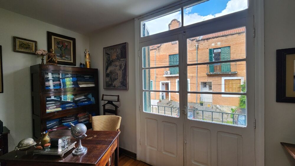 Casa à venda com 4 quartos, 140m² - Foto 11