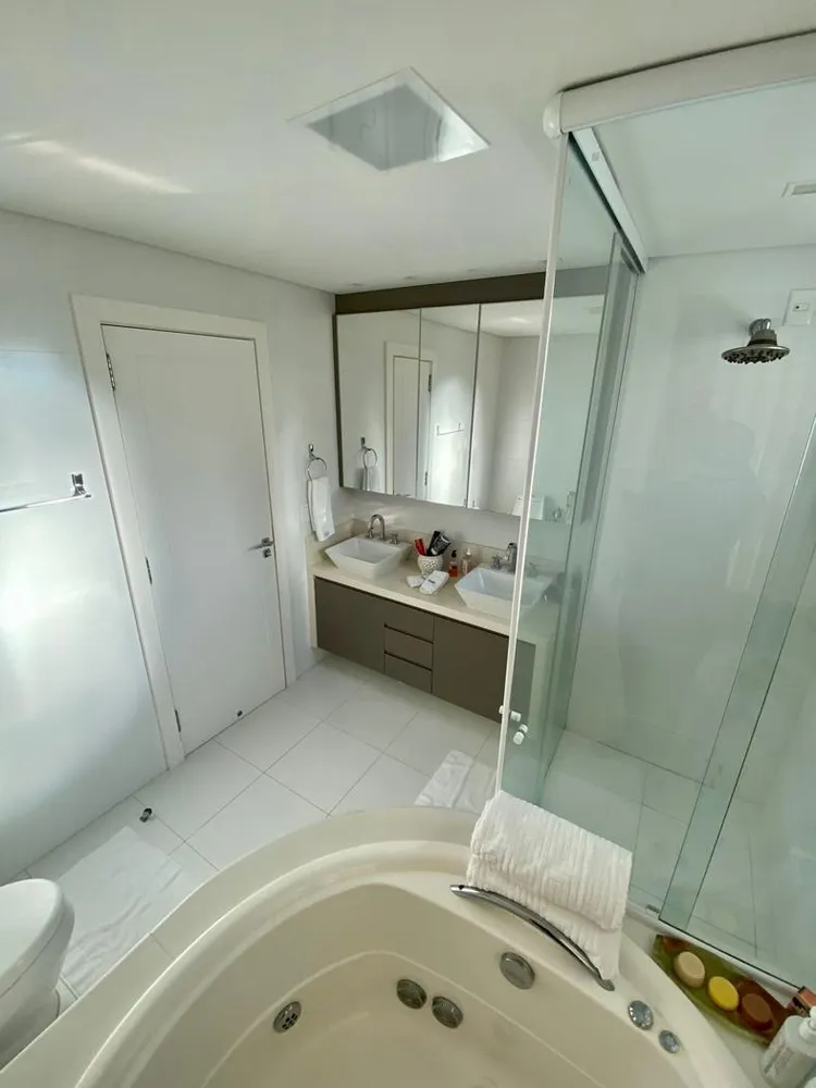 Apartamento, 4 quartos, 558 m² - Foto 1