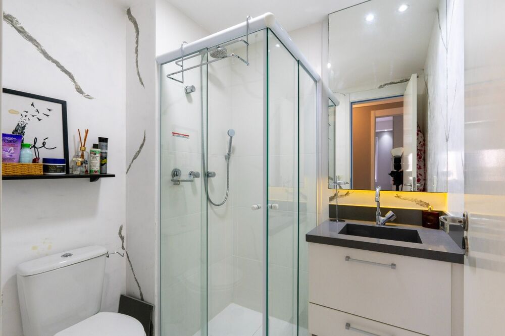Apartamento à venda com 2 quartos, 65m² - Foto 4