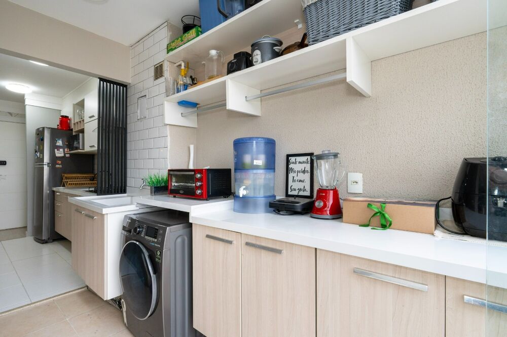 Apartamento à venda com 2 quartos, 65m² - Foto 2