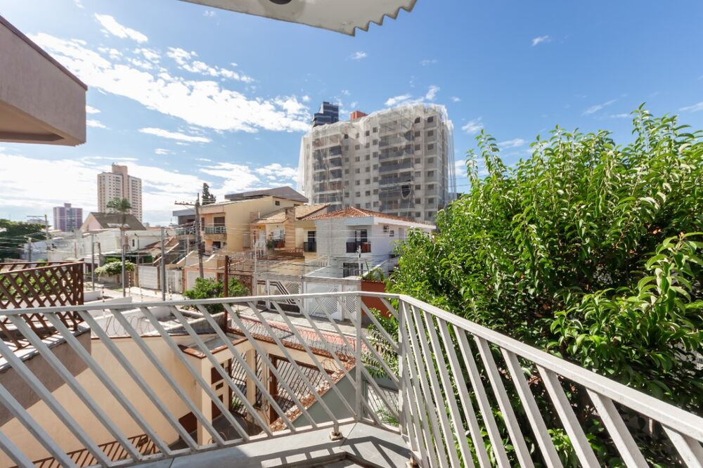 Casa à venda com 4 quartos, 262m² - Foto 2