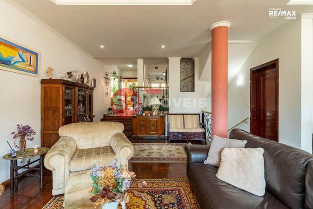 Casa à venda com 4 quartos, 348m² - Foto 7