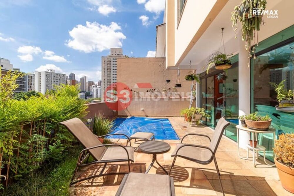Casa à venda com 4 quartos, 348m² - Foto 2